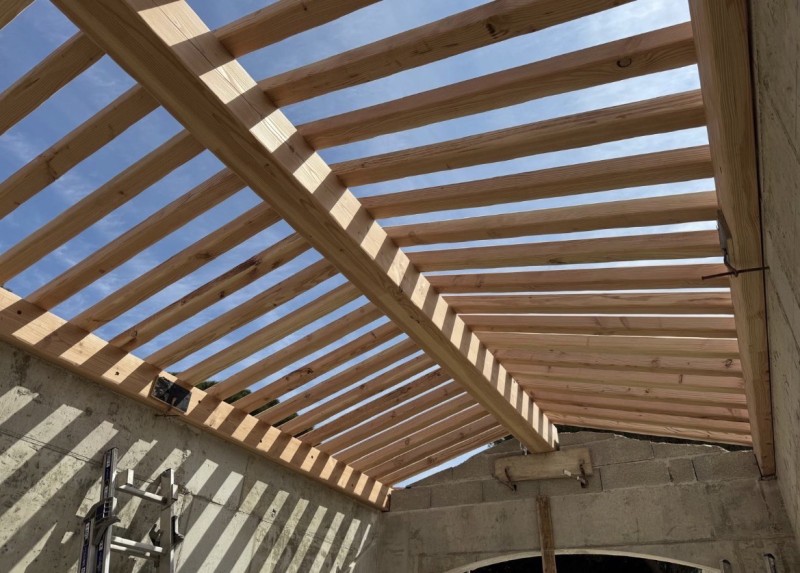 devis renovation charpente bois frejus saint raphael