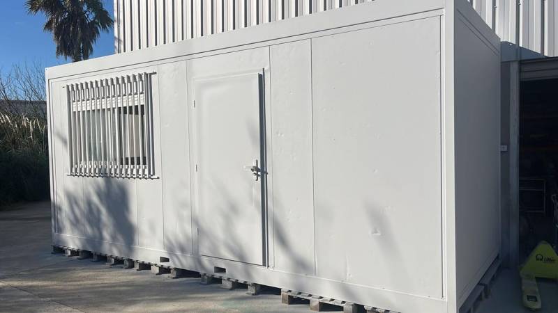 cabine de peinture grimaud golfe de saint tropez var