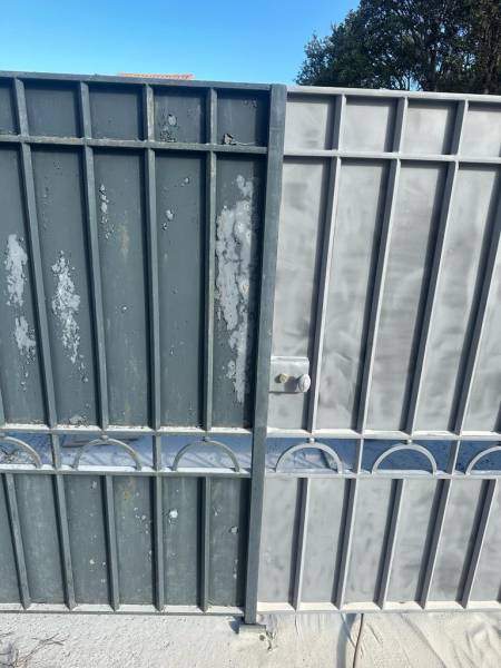 sablage peinture portail metal avant apres sainte maxime golfe de saint tropez 