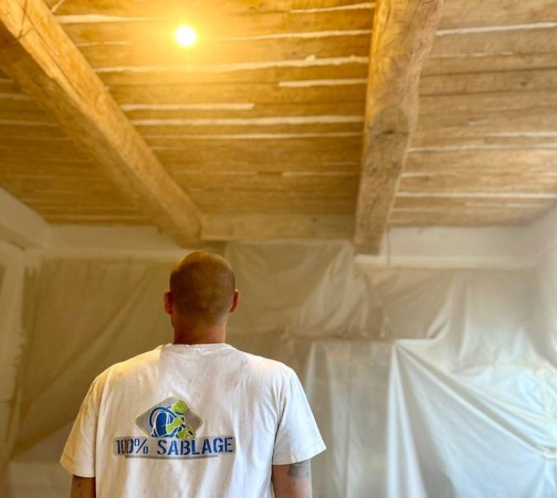 renovation poutre en bois sablage saint tropez var