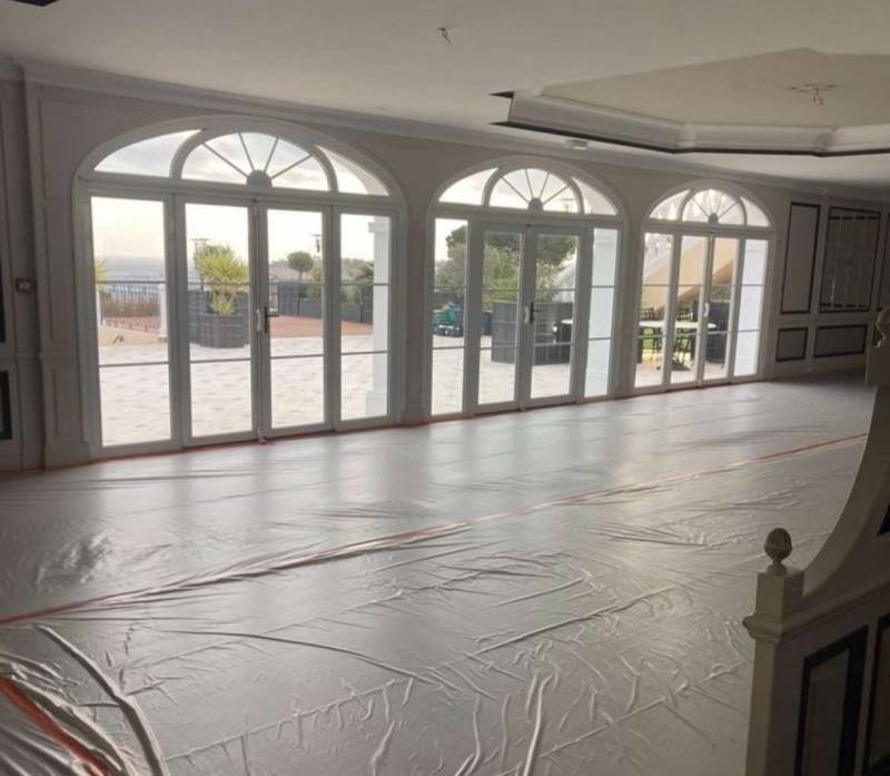 peintre en batiment renovation hotel restaurant grimaud golfe de saint tropez